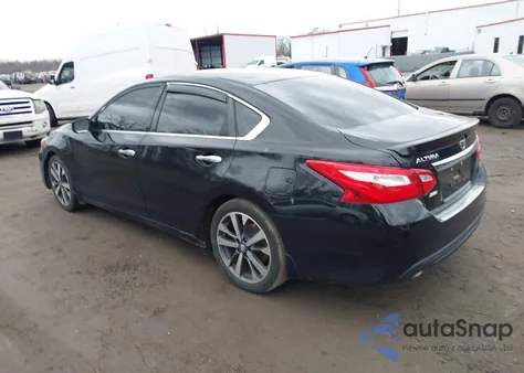 2016 Nissan Altima 2.5 Sr из США, поврежденный, VIN 1N4AL3AP4GC279167